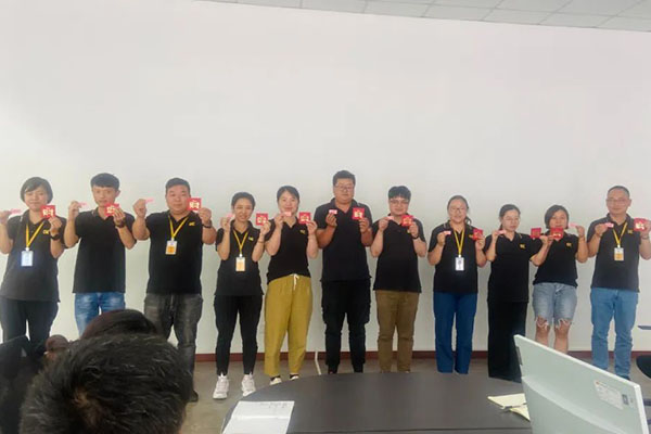 必益5月最佳員工表彰|越努力，越優(yōu)秀！